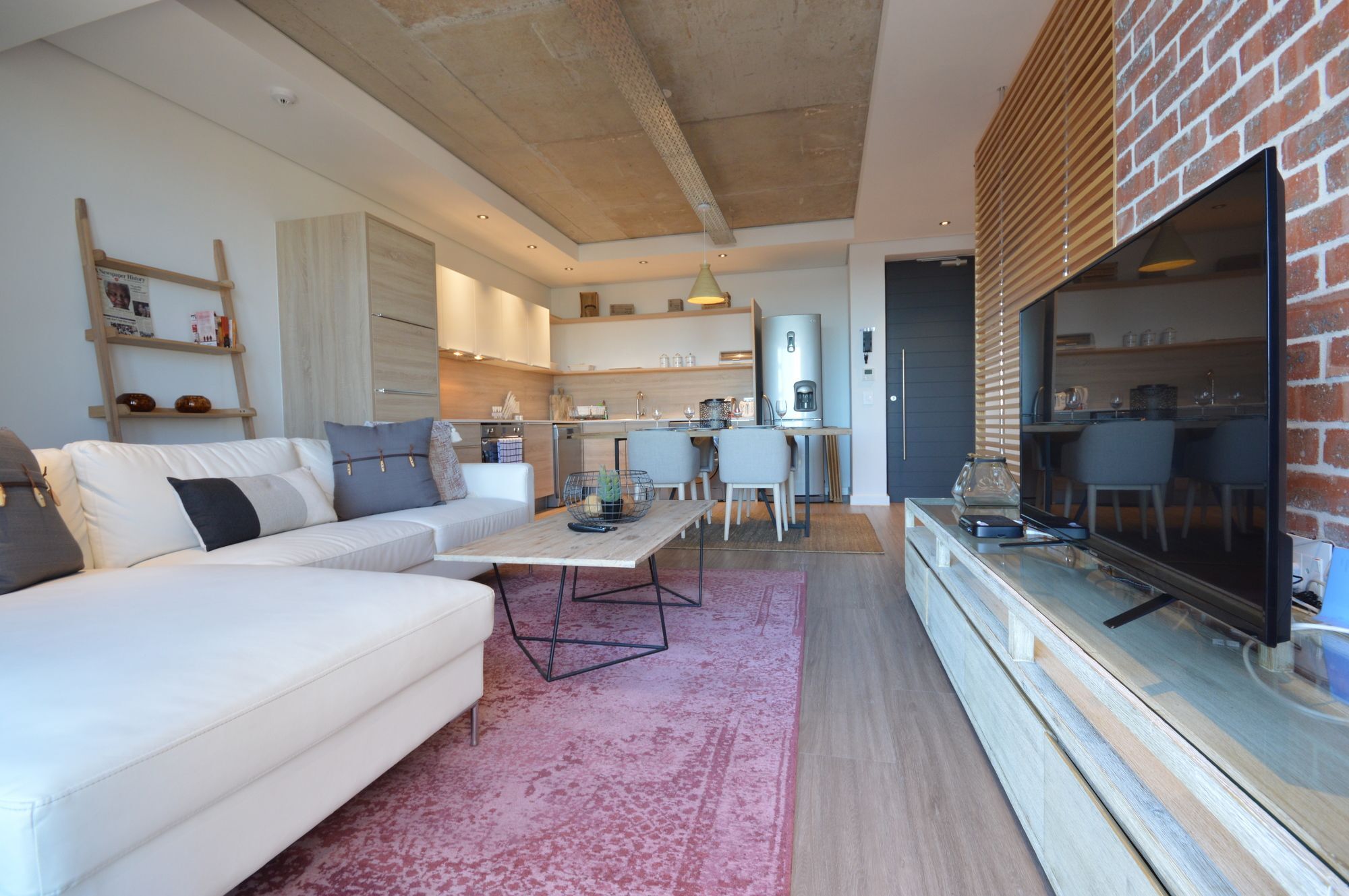 Matrix Luxury * Le Cap